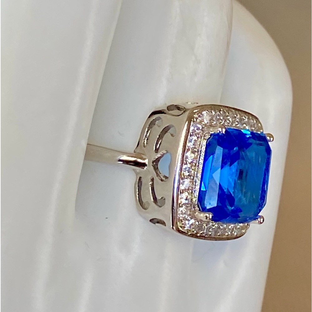 💥 London Blue Topaz in Sterling Silver ring ⭐️